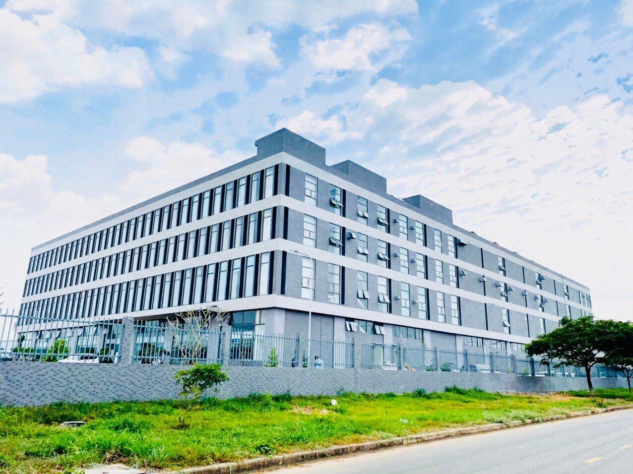 Thép đông hưng sài gòn, thép xây dựng đông hưng sài gòn, thép dây cuộn đông hưng sài gòn, thép ống hộp đông hưng sài gòn, thép tấm hình đông hưng sài gòn, thép cuộn kéo nguội đông hưng sài gòn, dong hung steel, dong hung sai gon steel, reinforcement steel in viet nam, wire rod in viet nam, cold drawn wire in viet nam, reinforcement steel in sai gon, wire rod in sai gon, cold drawn wire in sai gon, steel pipe in sai gon/ viet nam, tie wire in sai gon/ viet nam